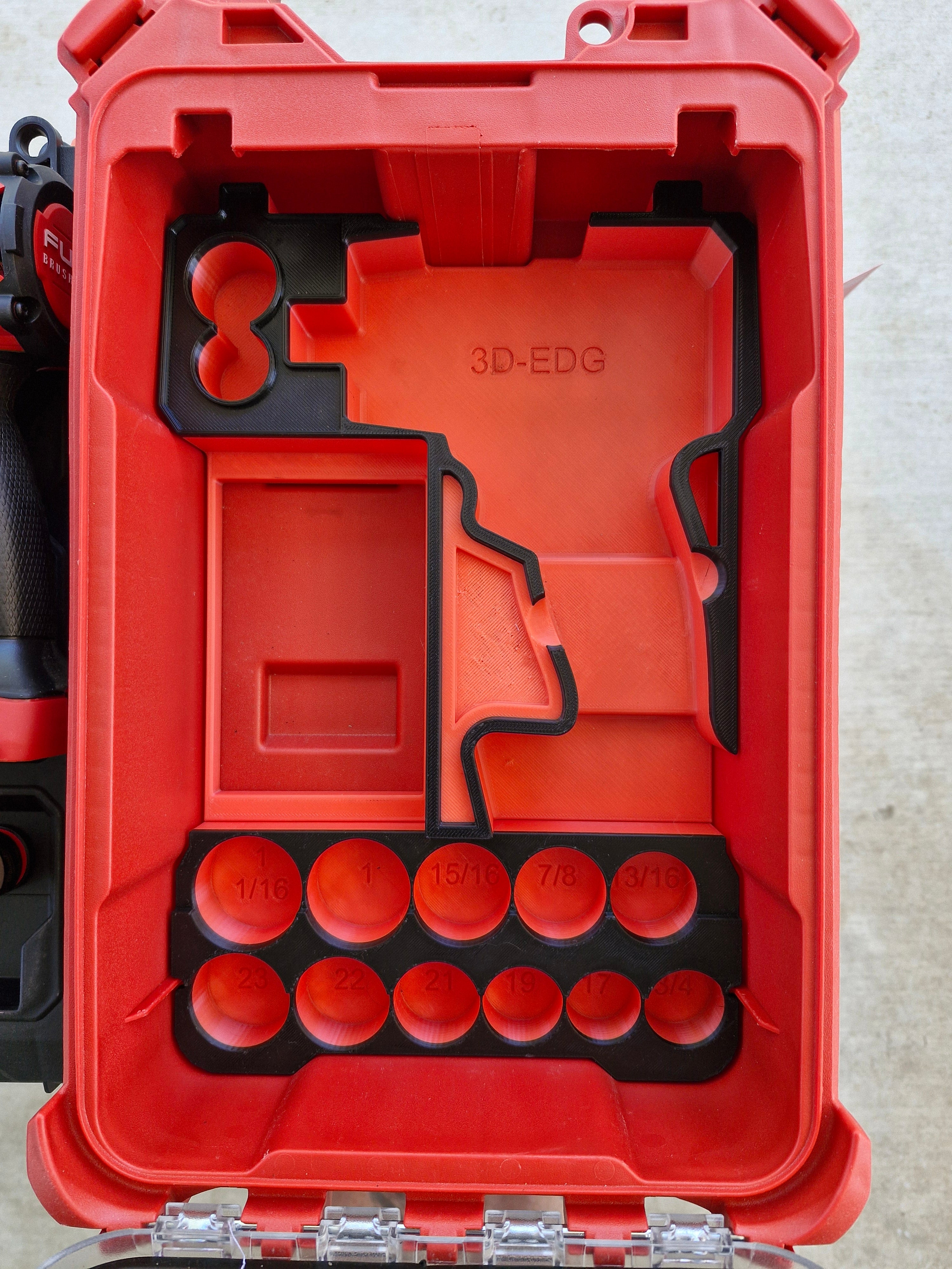 Milwaukee M18 FUEL Mid-Torque Impact + 11 or 9 pce Lug Nut Insert